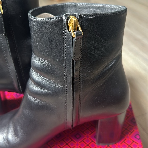 Tory Burch Women’s Brooke 70MM calf leather black booties with heel. Worn once! - Picture 5 of 6